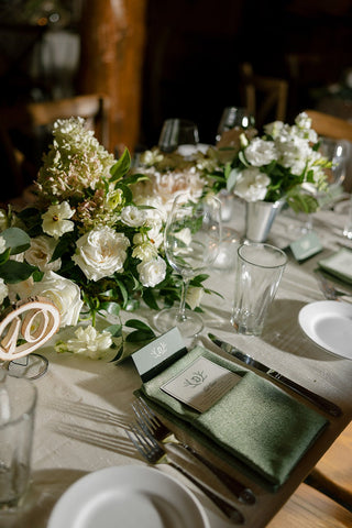 S+D | Summer wedding in Aspen at Pine Creek Cookhouse - Plum Sage Flowers