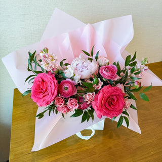 Valentine's Day Flowers Denver Pre - Order: Sweetest Thing Bouquet Bag - Plum Social Events & Flowers